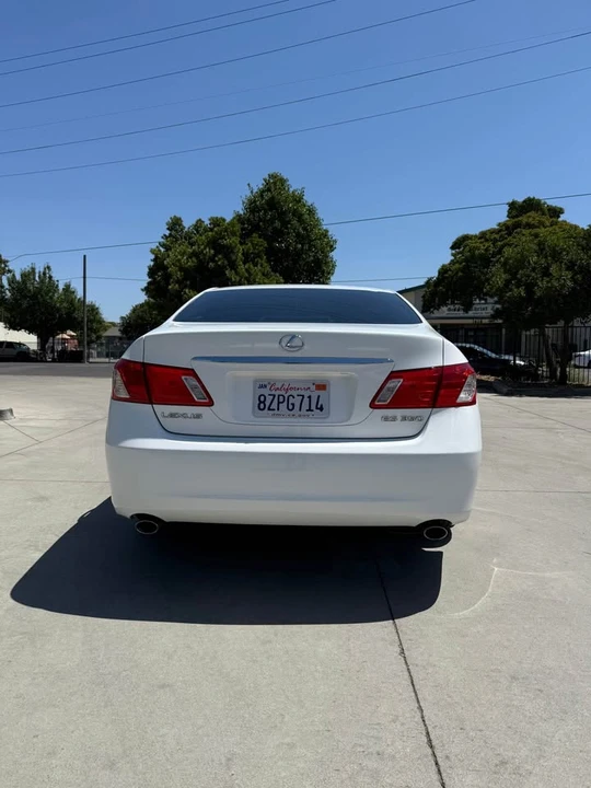 2008 Lexus ES 5th Gen - Image 2 of 6