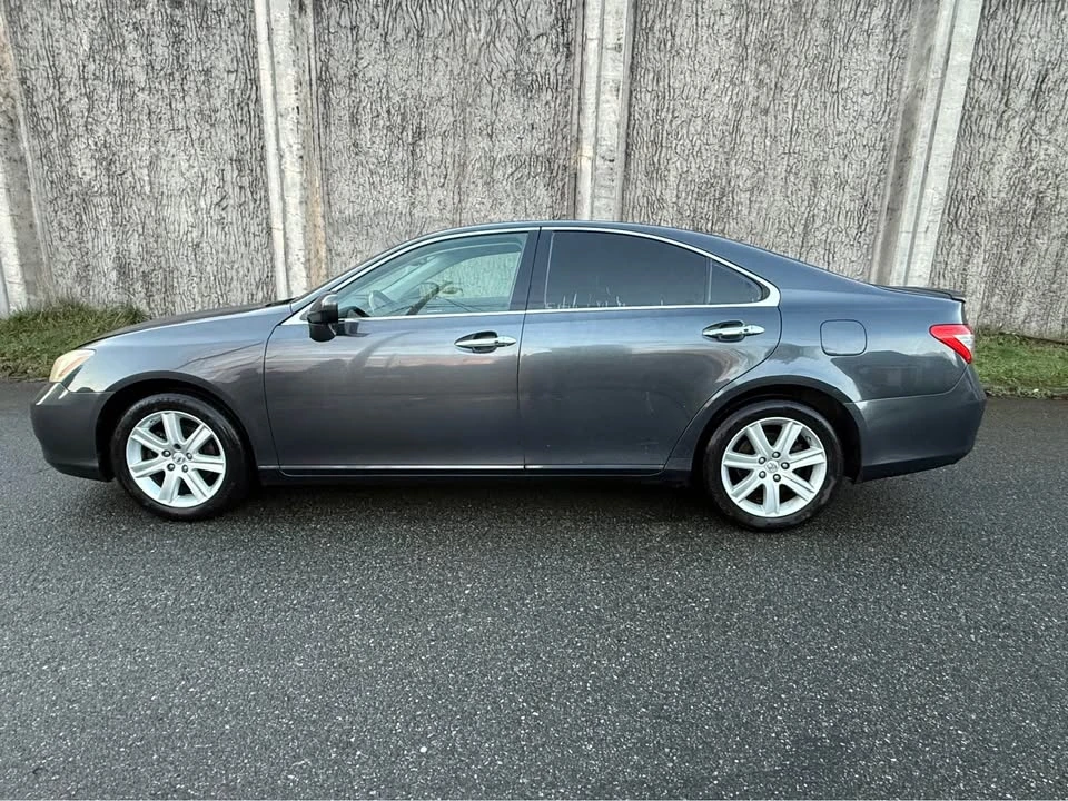 2008 Lexus ES 5th Gen - Image 3 of 15