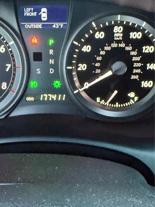 2008 Lexus ES 5th Gen - Image 14 of 15
