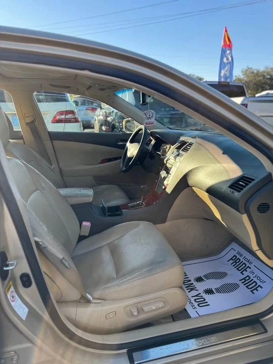 2008 Lexus ES 5th Gen - Image 12 of 14