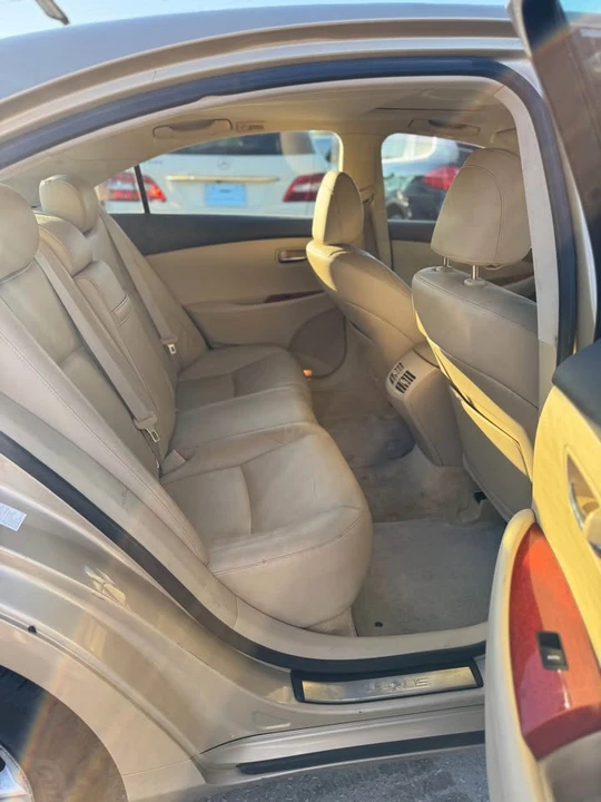 2008 Lexus ES 5th Gen - Image 11 of 14