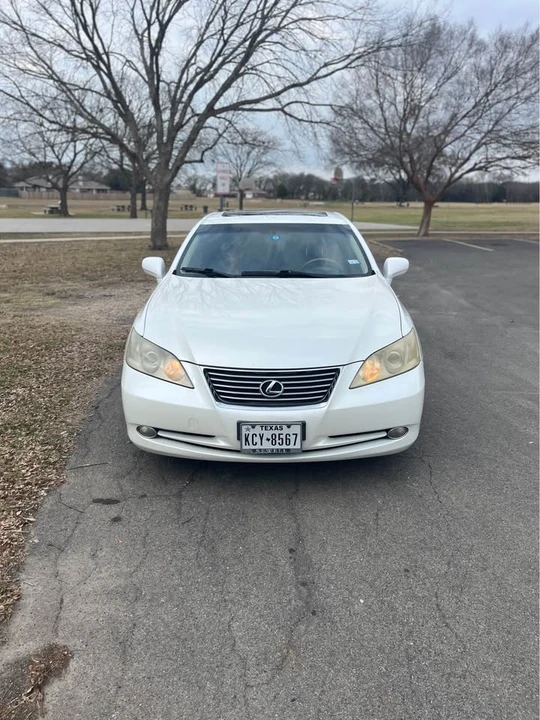 2008 Lexus ES 4th Gen - Image 2 of 14