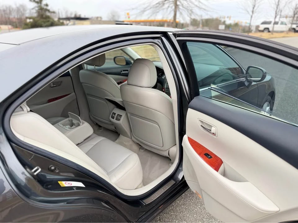 2008 Lexus ES 5th Gen - Image 14 of 20