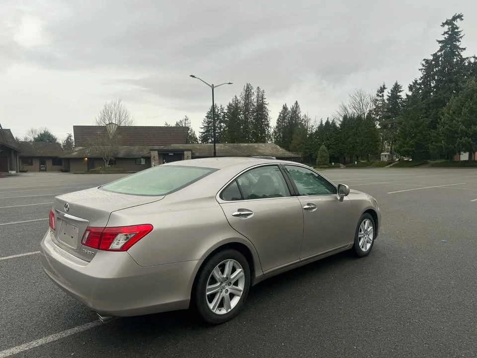 2008 Lexus ES 5th Gen - Image 4 of 13