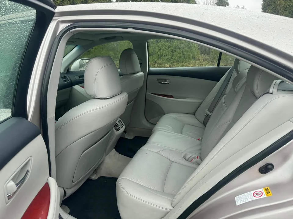 2008 Lexus ES 5th Gen - Image 7 of 13