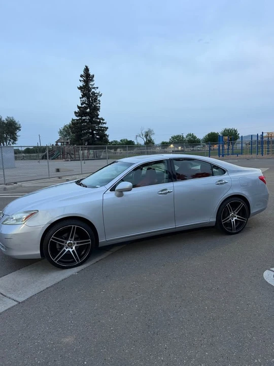 2008 Lexus ES 5th Gen - Image 6 of 16