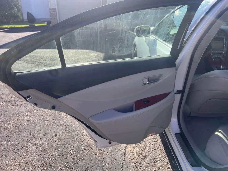 2008 Lexus ES 5th Gen - Image 11 of 14