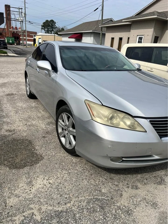 2008 Lexus ES 5th Gen - Image 2 of 2