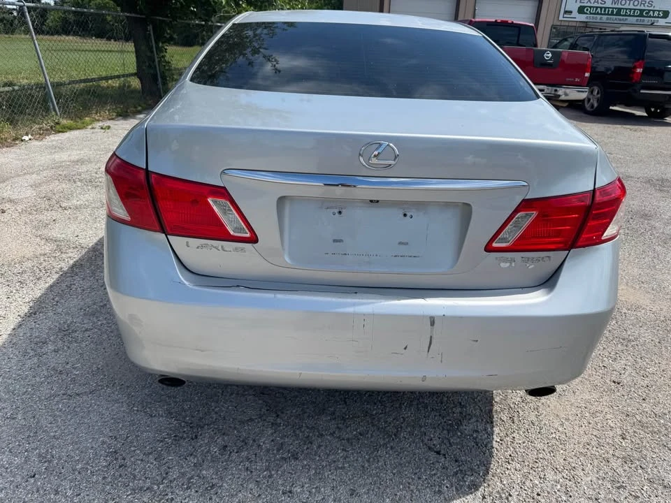 2008 Lexus ES 5th Gen - Image 4 of 10