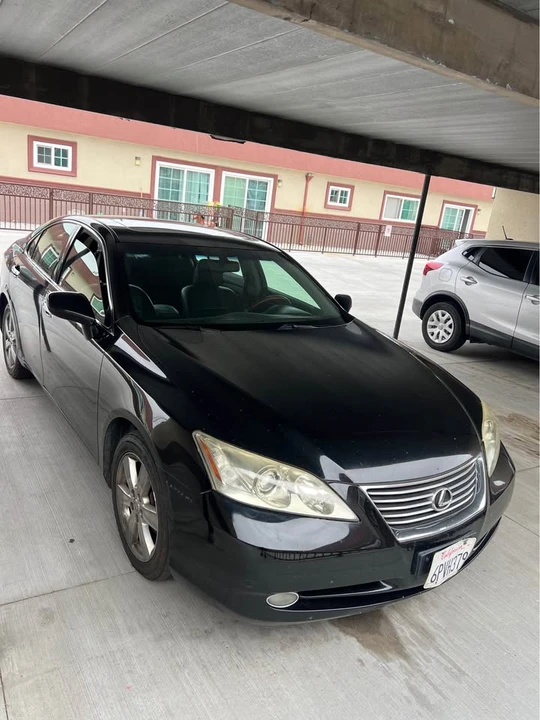2008 Lexus ES 5th Gen - Image 2 of 5