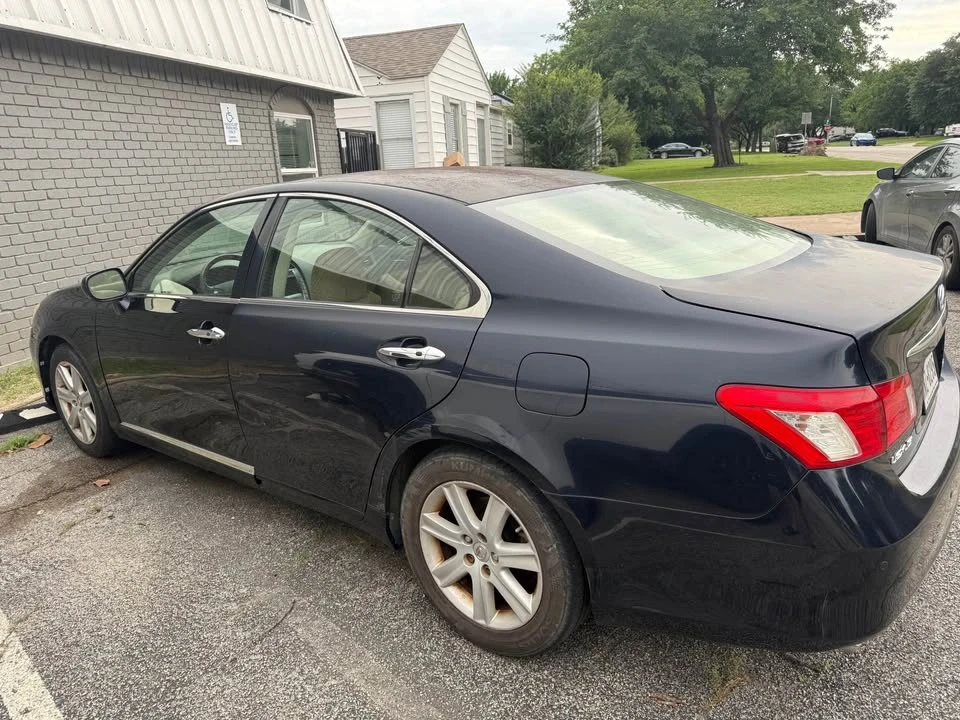 2008 Lexus ES 5th Gen - Image 6 of 17