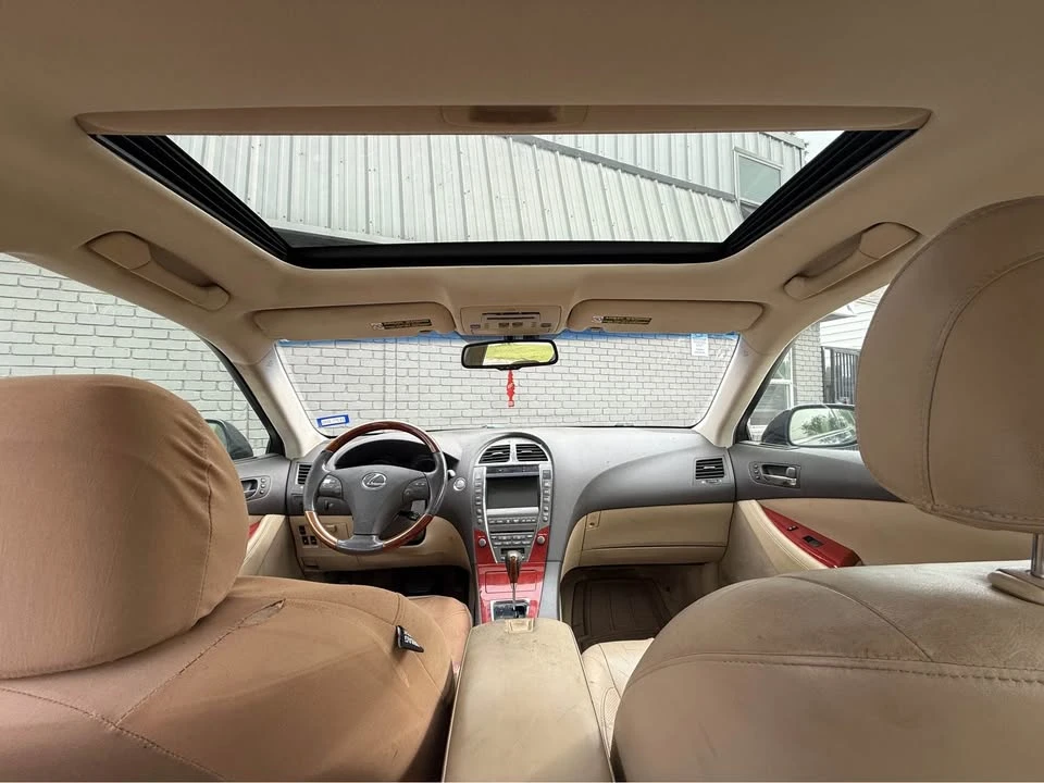 2008 Lexus ES 5th Gen - Image 11 of 17