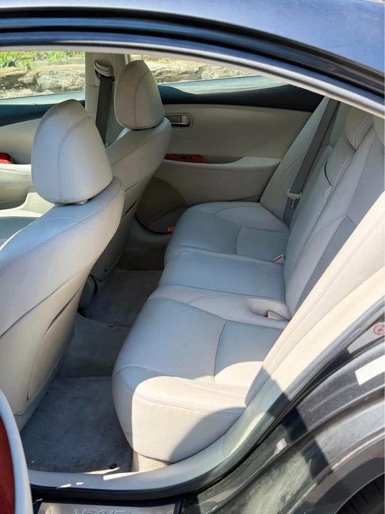 2008 Lexus ES 5th Gen - Image 10 of 16