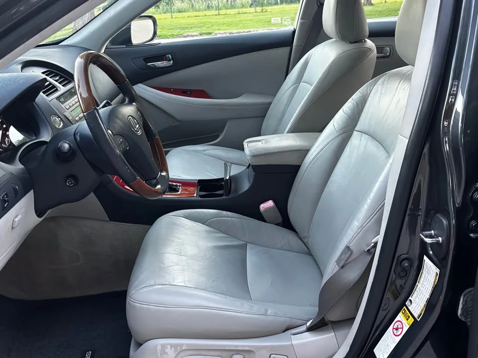 2008 Lexus ES 5th Gen - Image 13 of 19