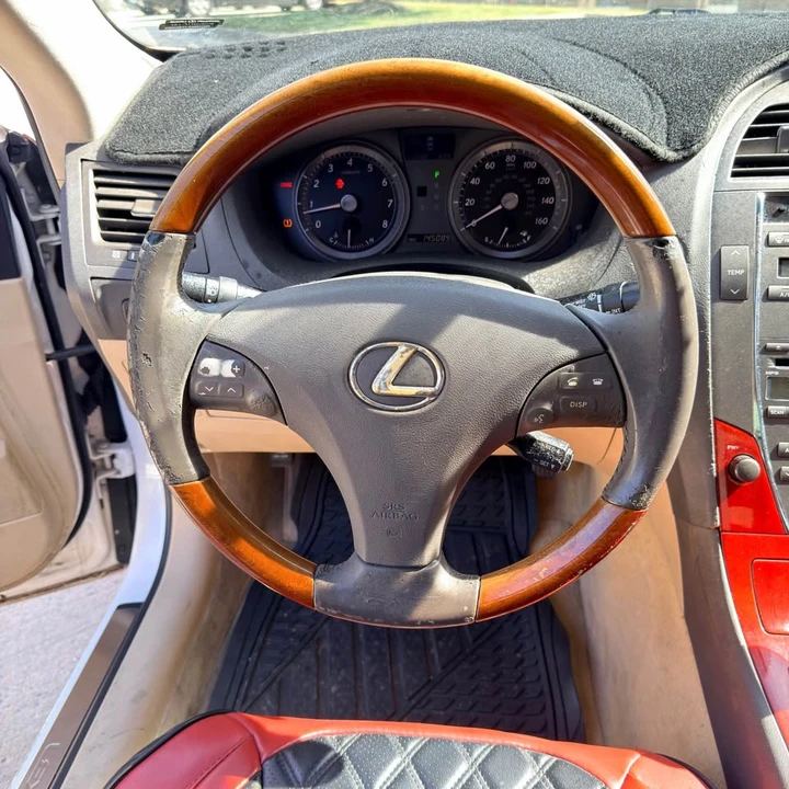 2008 Lexus ES 5th Gen - Image 15 of 20