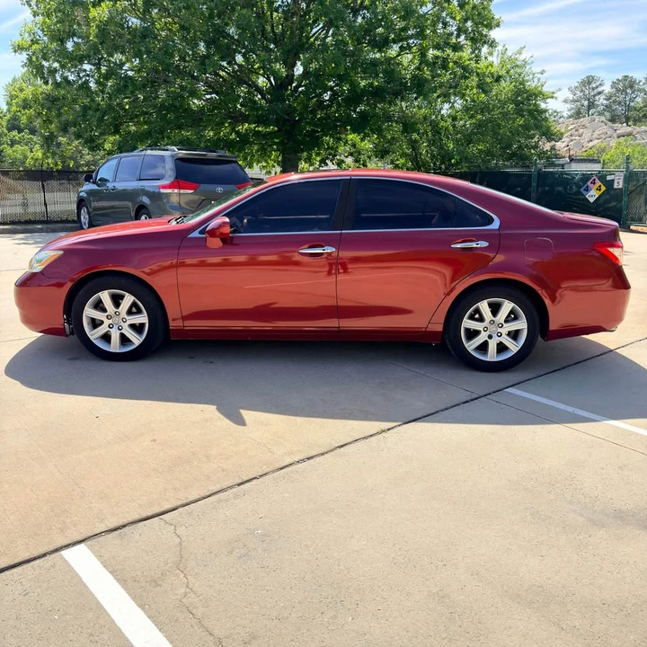 2008 Lexus ES 5th Gen - Image 9 of 20