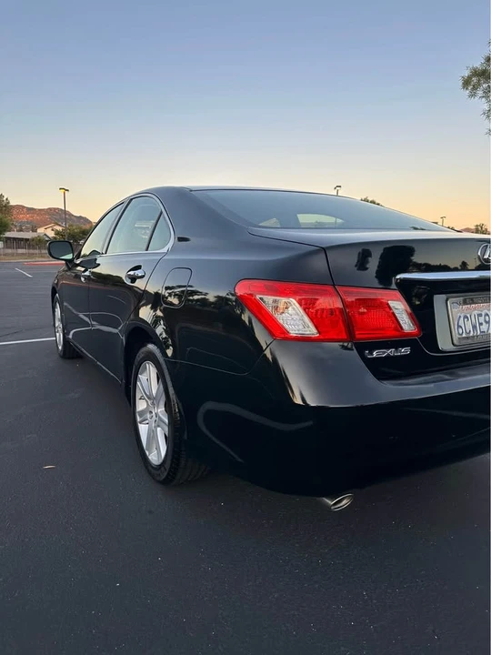 2008 Lexus ES 5th Gen - Image 5 of 18
