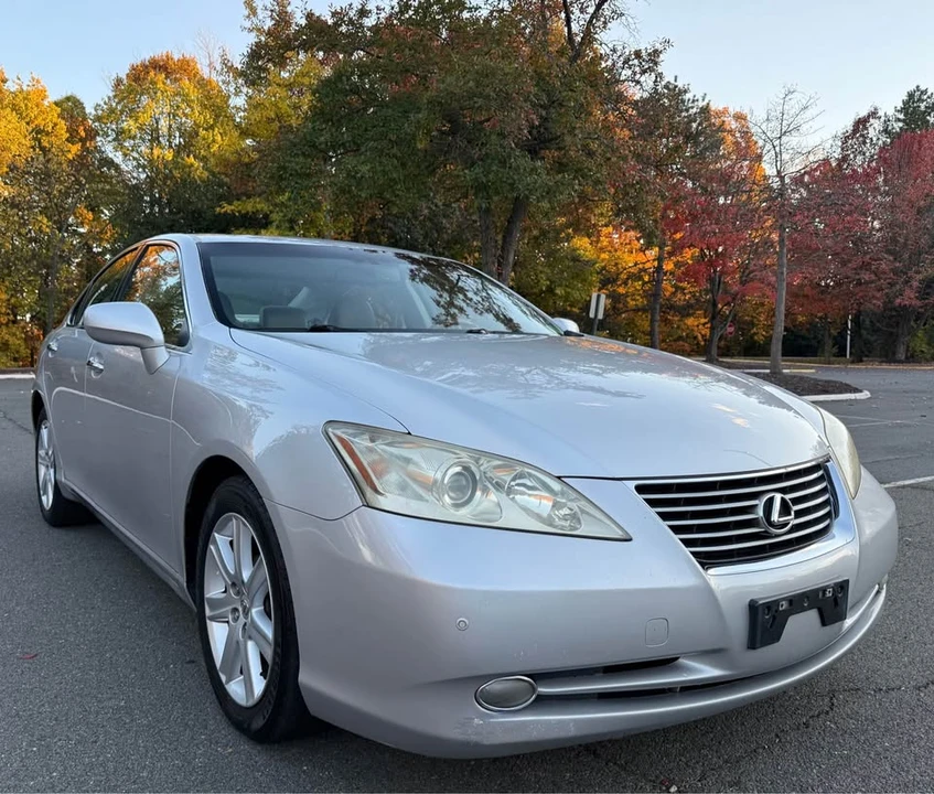 2008 Lexus ES 5th Gen - Image 3 of 20