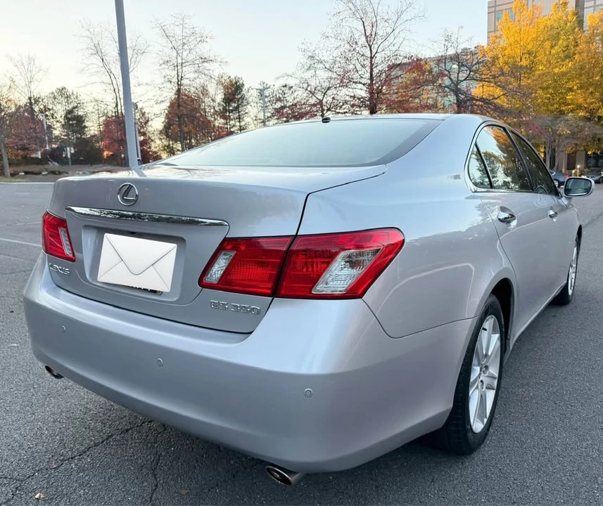 2008 Lexus ES 5th Gen - Image 5 of 20
