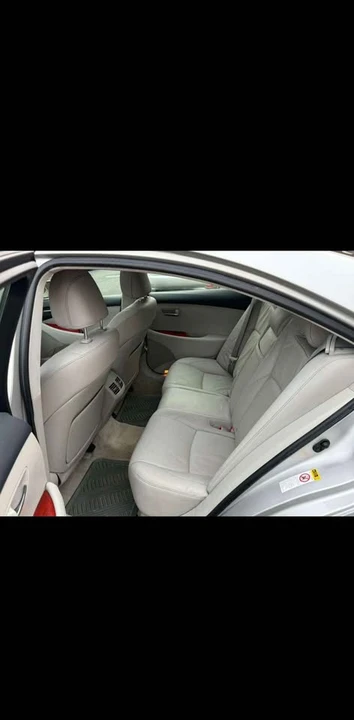 2008 Lexus ES 5th Gen - Image 8 of 17