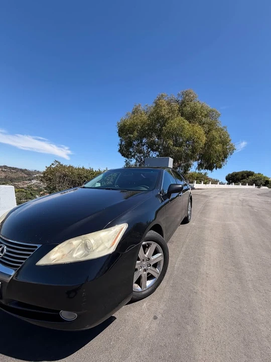 2008 Lexus ES 5th Gen - Image 2 of 10