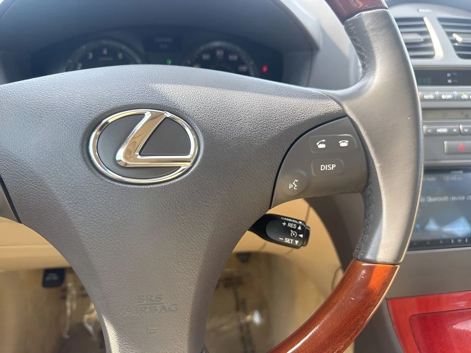 2008 Lexus ES 5th Gen - Image 15 of 21