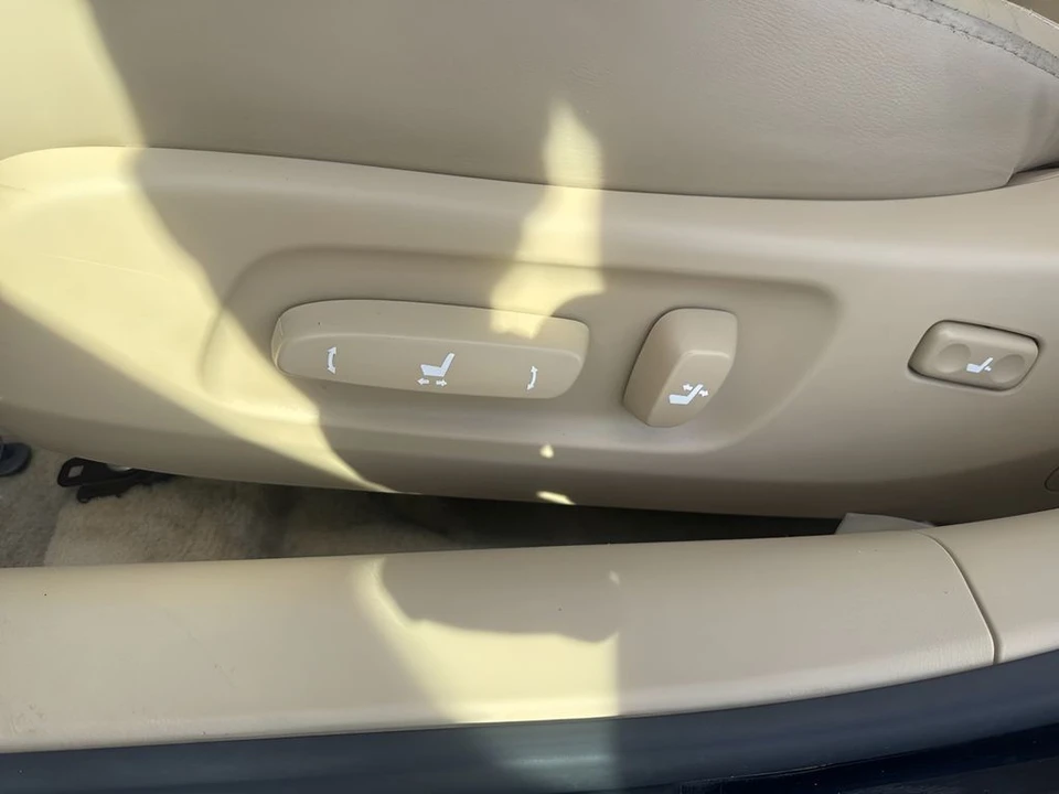 2008 Lexus ES 5th Gen - Image 8 of 21