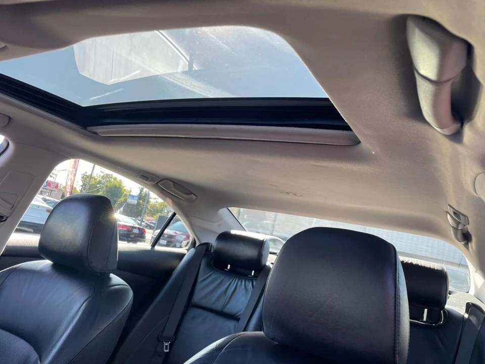 2008 Lexus ES 5th Gen - Image 11 of 17
