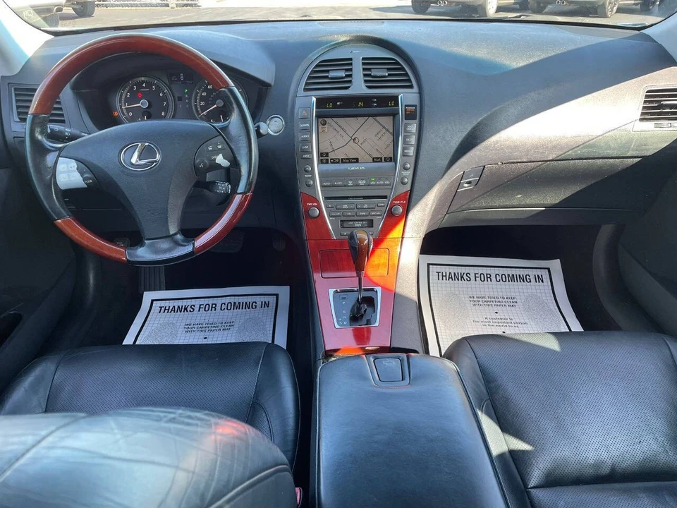 2008 Lexus ES 5th Gen - Image 10 of 17