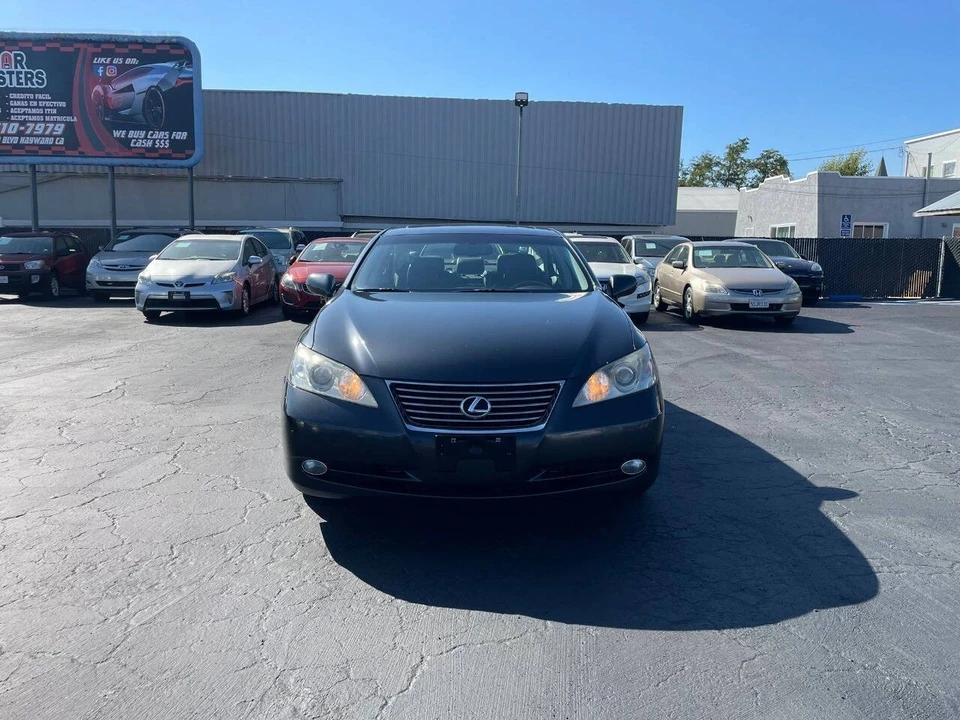 2008 Lexus ES 5th Gen - Image 2 of 17