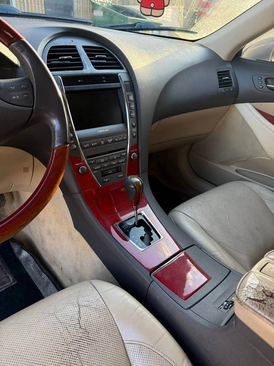 2008 Lexus ES 5th Gen - Image 5 of 9