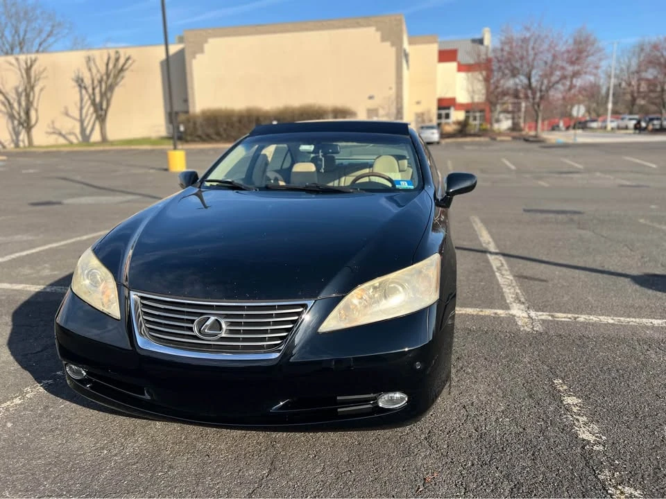 2008 Lexus ES 5th Gen - Image 2 of 10