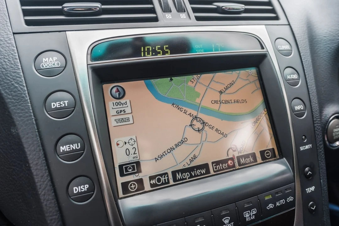 2008 Lexus GS 3rd Gen - Image 16 of 30