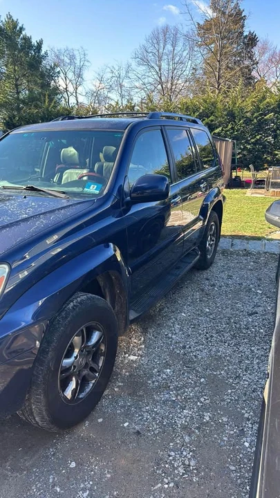 2008 Lexus GX 1st Gen - Image 3 of 9