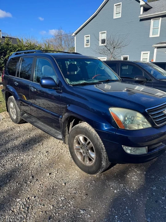 2008 Lexus GX 1st Gen - Image 2 of 9
