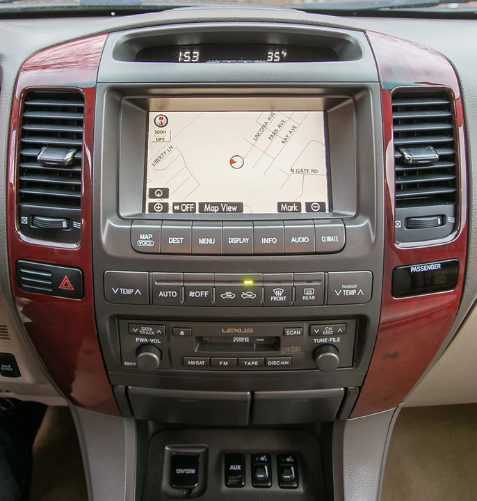 2008 Lexus GX 1st Gen - Image 15 of 19