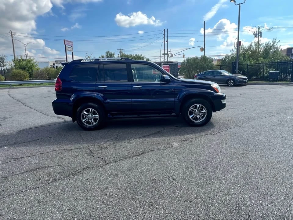 2008 Lexus GX 1st Gen - Image 16 of 17