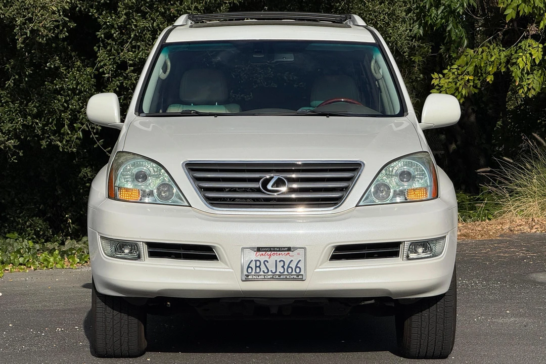 2008 Lexus GX 1st Gen - Image 2 of 31