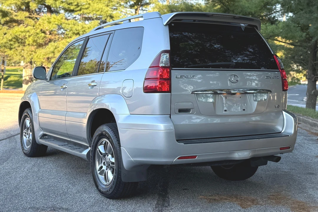 2008 Lexus GX 1st Gen - Image 4 of 31
