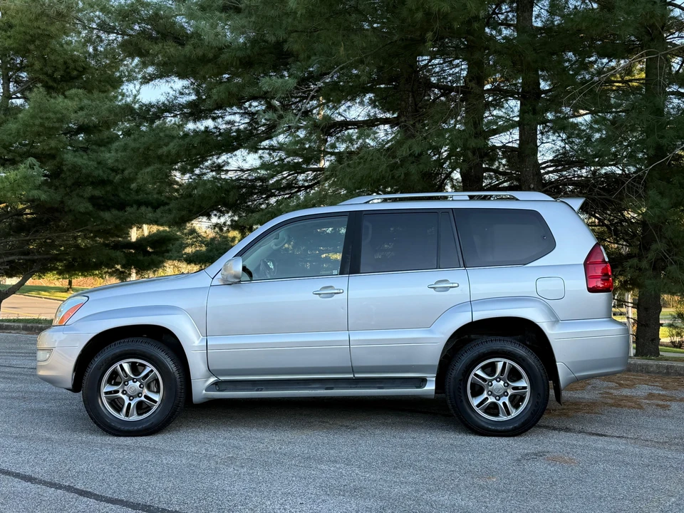 2008 Lexus GX 1st Gen - Image 13 of 31