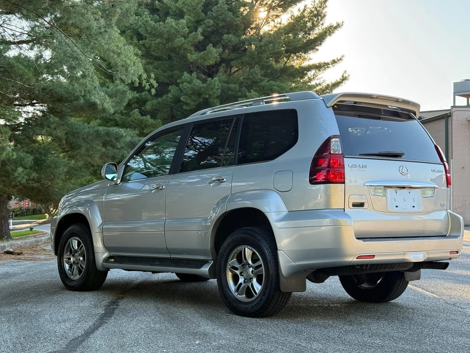 2008 Lexus GX 1st Gen - Image 15 of 31