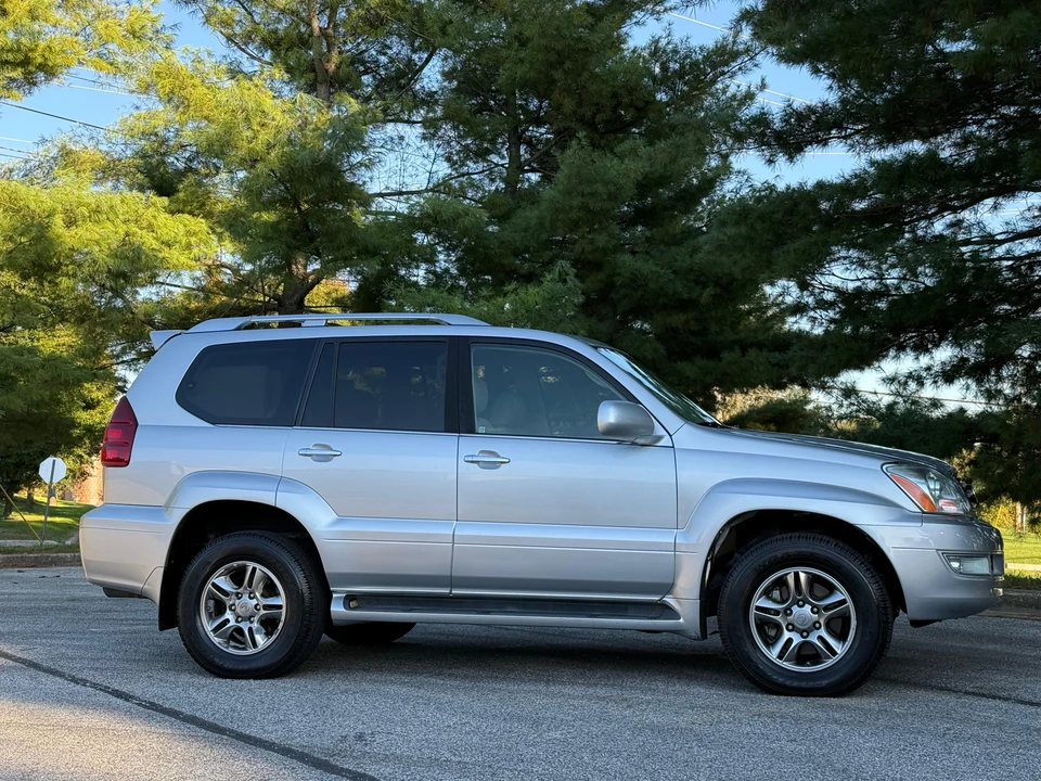 2008 Lexus GX 1st Gen - Image 21 of 31
