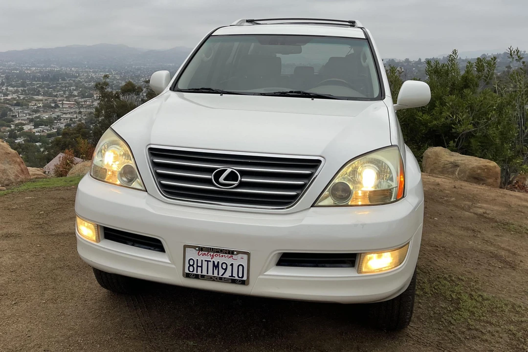 2008 Lexus GX 1st Gen - Image 2 of 31