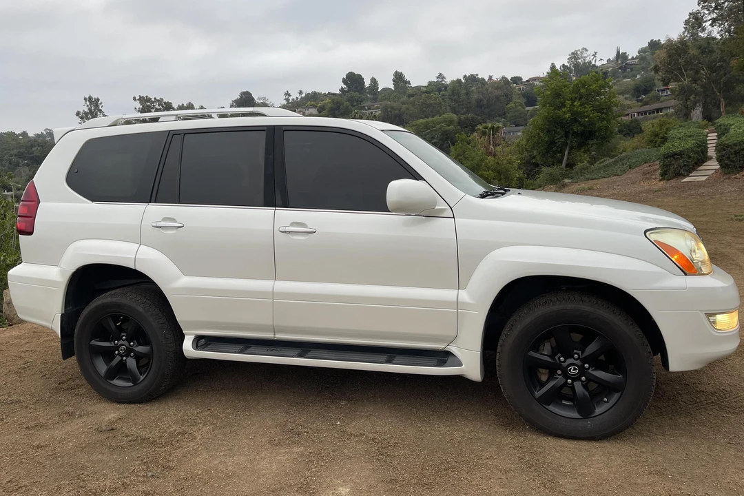 2008 Lexus GX 1st Gen - Image 3 of 31
