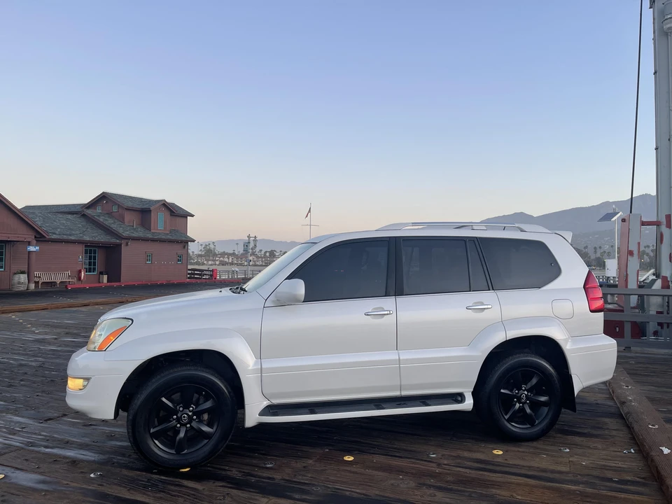 2008 Lexus GX 1st Gen - Image 12 of 31