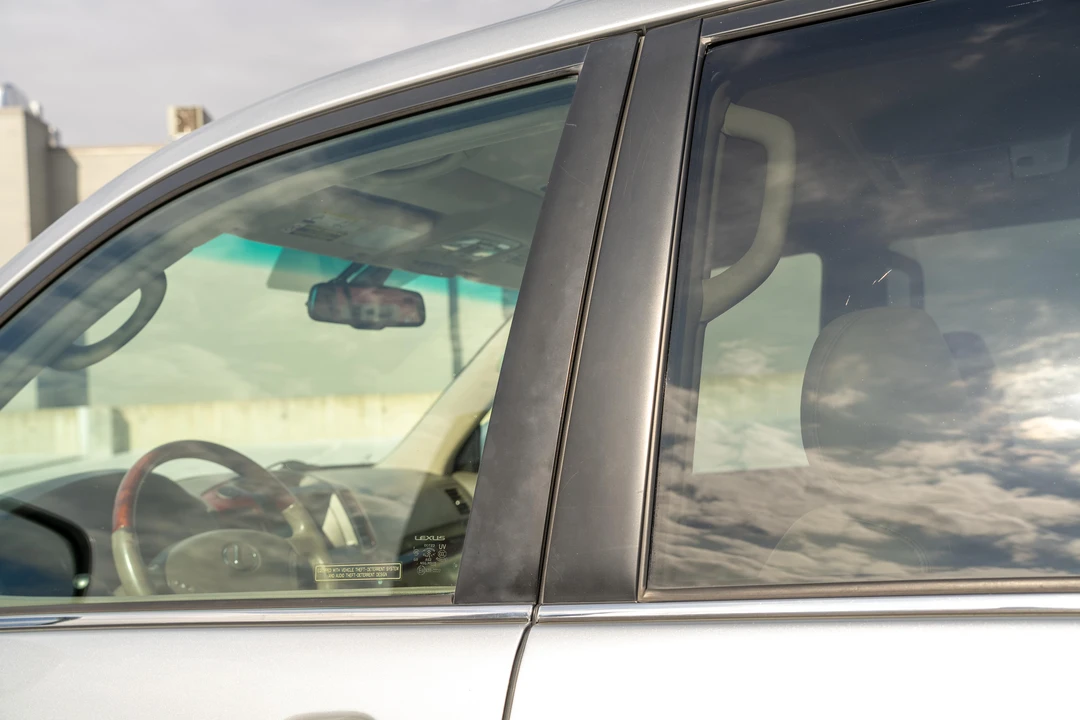 2008 Lexus GX 1st Gen - Image 27 of 31