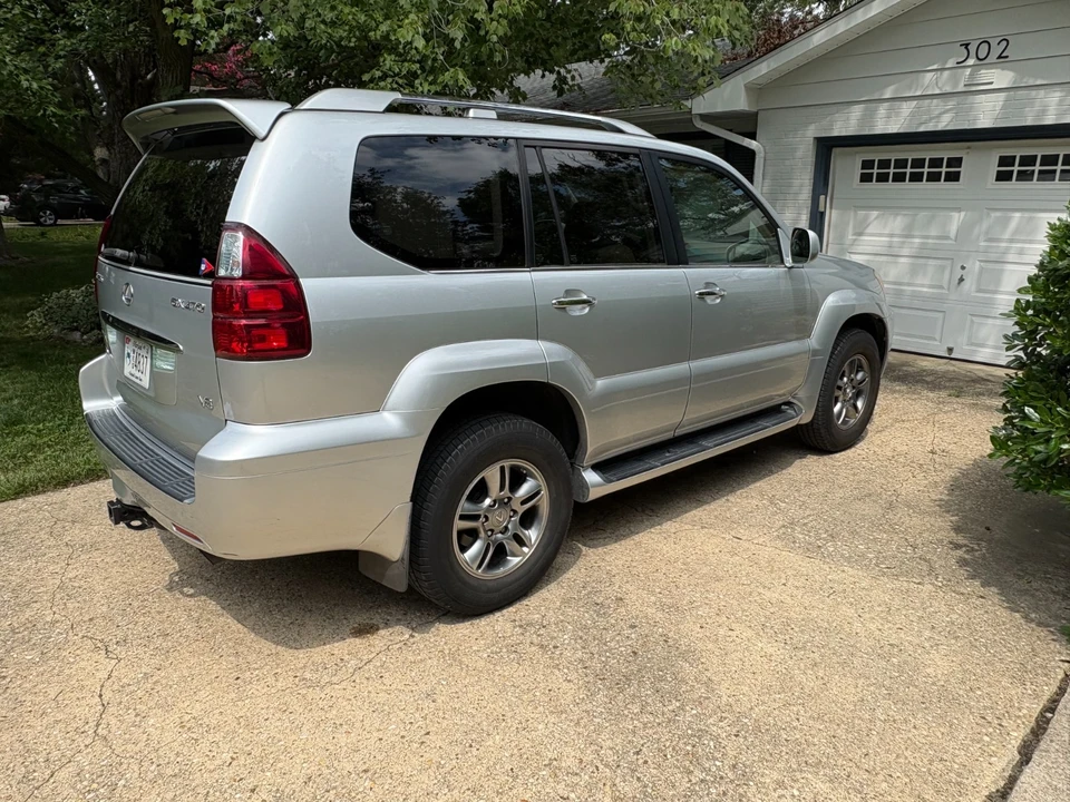 2008 Lexus GX 1st Gen - Image 6 of 21
