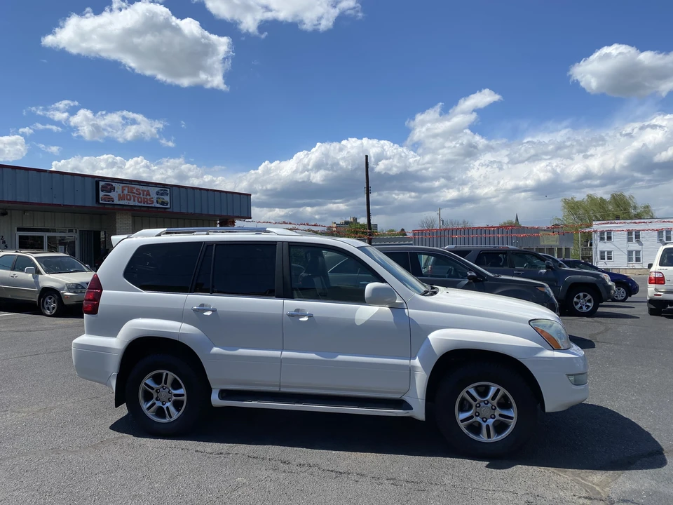 2008 Lexus GX 1st Gen - Image 16 of 31