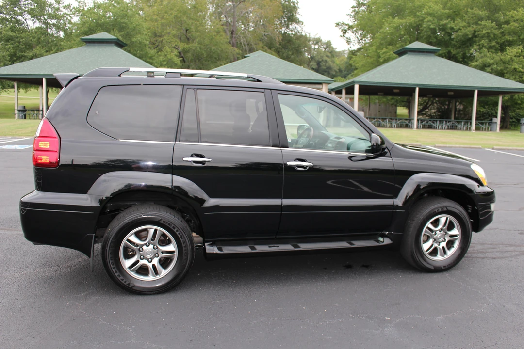 2008 Lexus GX 1st Gen - Image 27 of 31