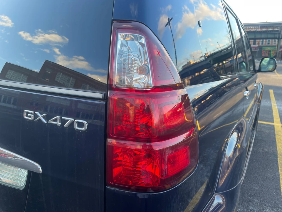 2008 Lexus GX 1st Gen - Image 17 of 31